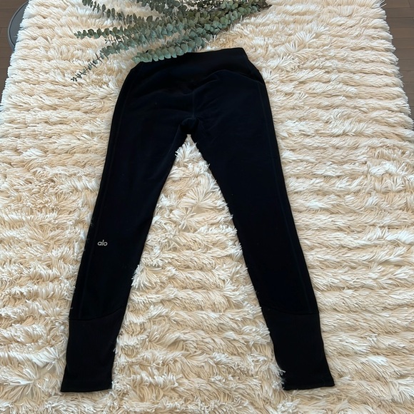 NWOT Alo Yoga High-Waist Alosoft Lounge Legging Black M - Picture 3 of 9